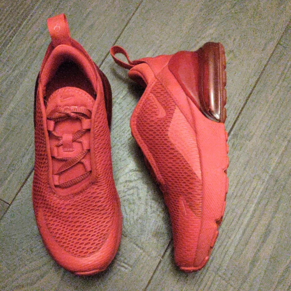Nike Air Max 270 RF Sneakers